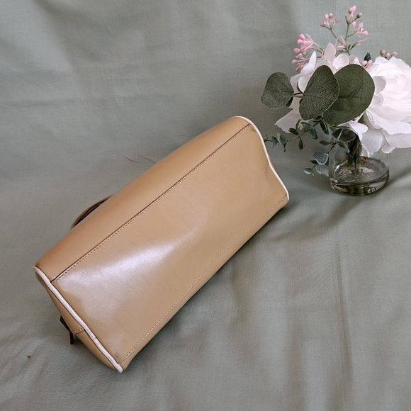 Women's Prada Tan Leather Top Handle High-End Luxury Handbag (LIMITED EDITION) - Picture 7 of 16